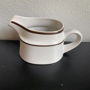 NORITAKE STONEWARE TUNDRA CREAMER OR GRAVY BOAT
